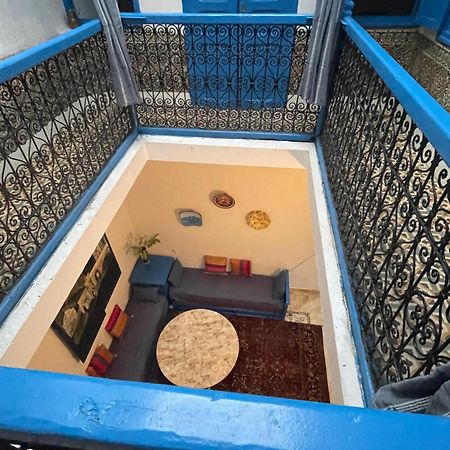 Blue Riad Safi Luaran gambar