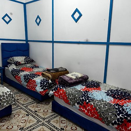 Blue Riad Safi Luaran gambar