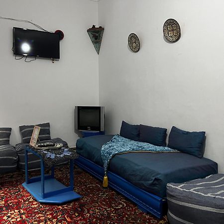 Blue Riad Safi Luaran gambar