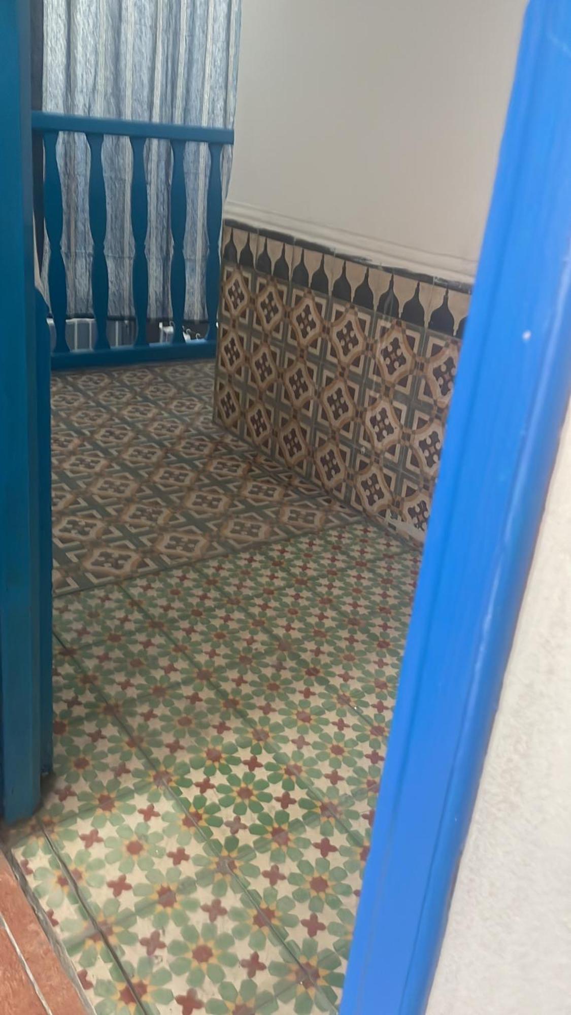 Blue Riad Safi Luaran gambar