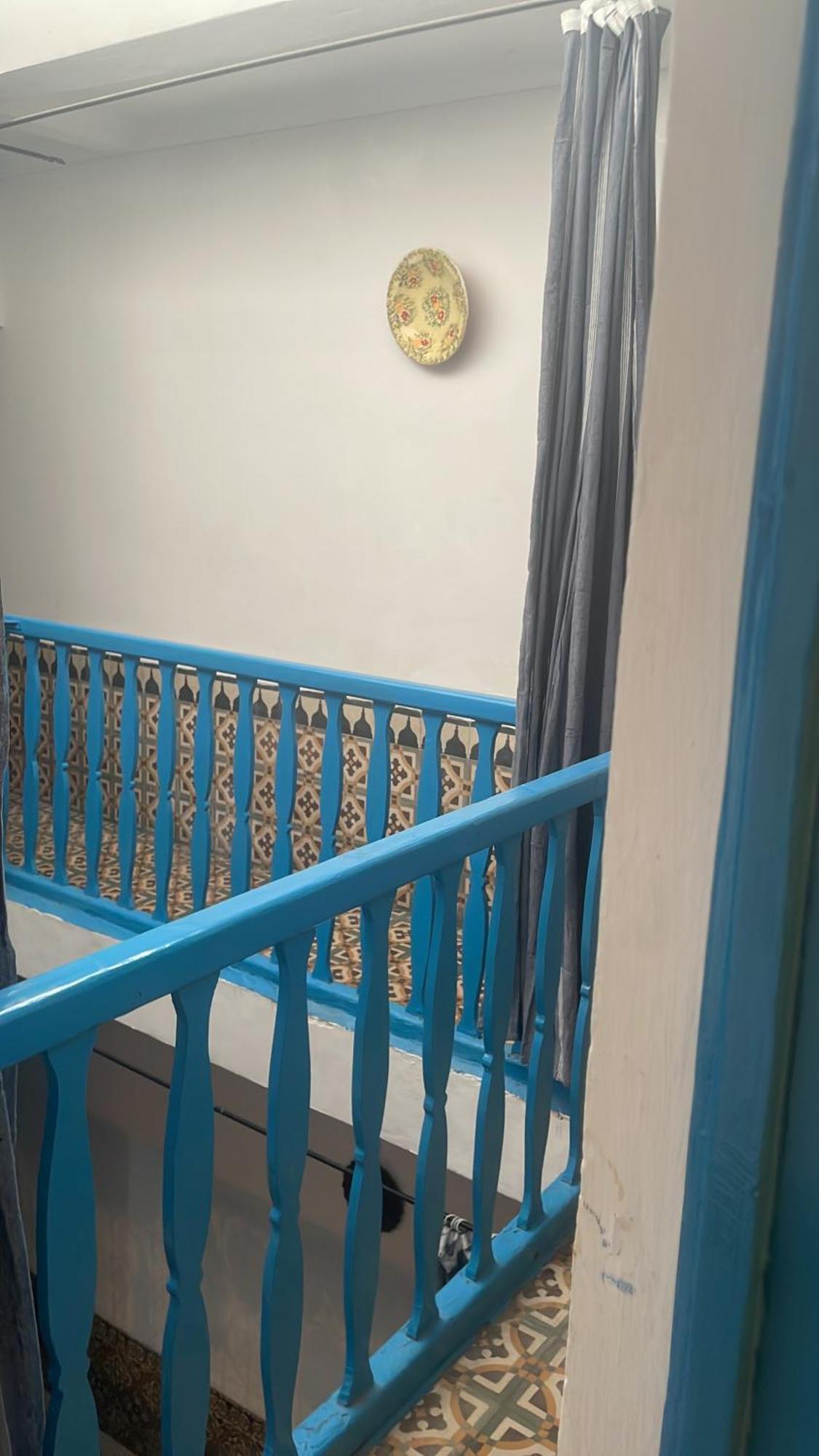 Blue Riad Safi Luaran gambar