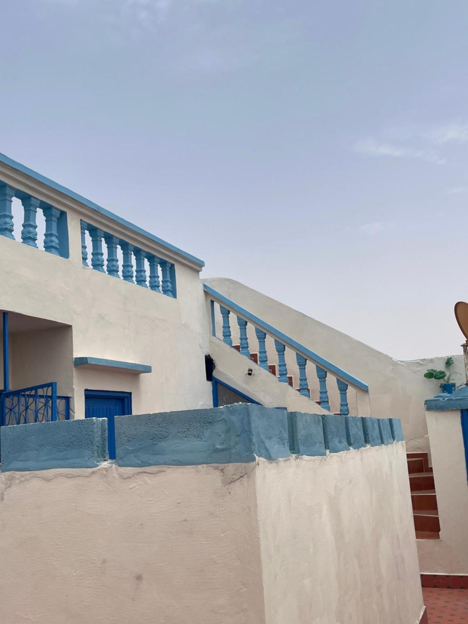 Blue Riad Safi Luaran gambar