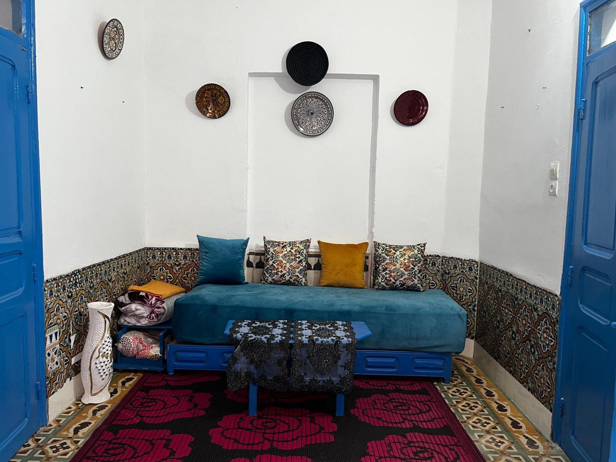 Blue Riad Safi Luaran gambar
