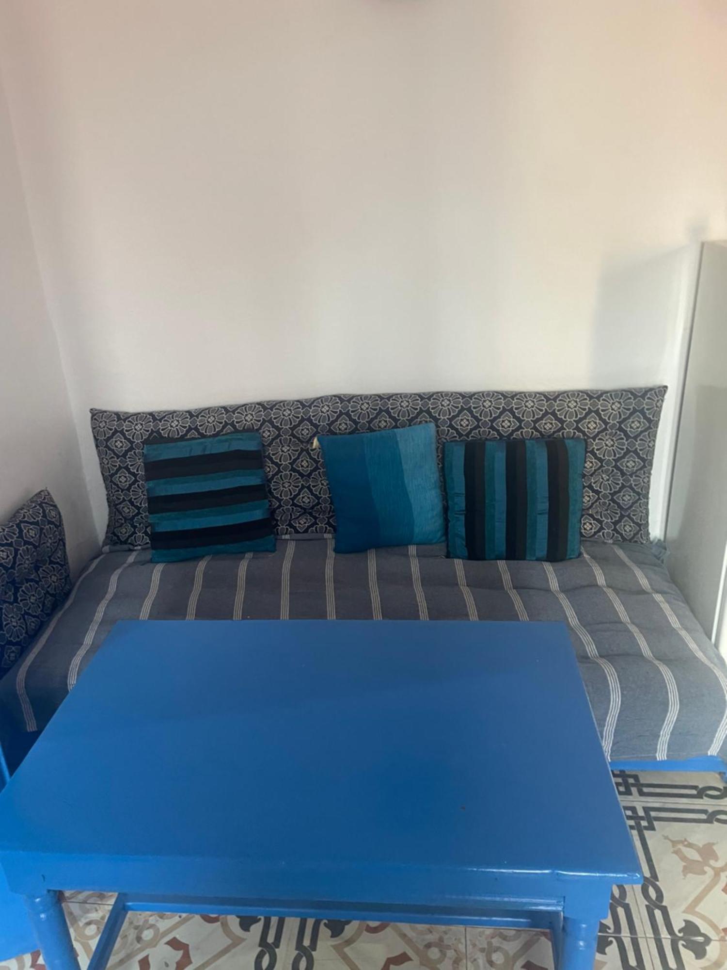 Blue Riad Safi Luaran gambar