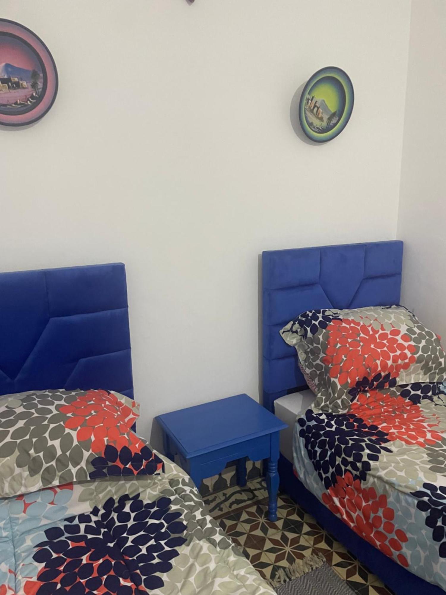 Blue Riad Safi Luaran gambar