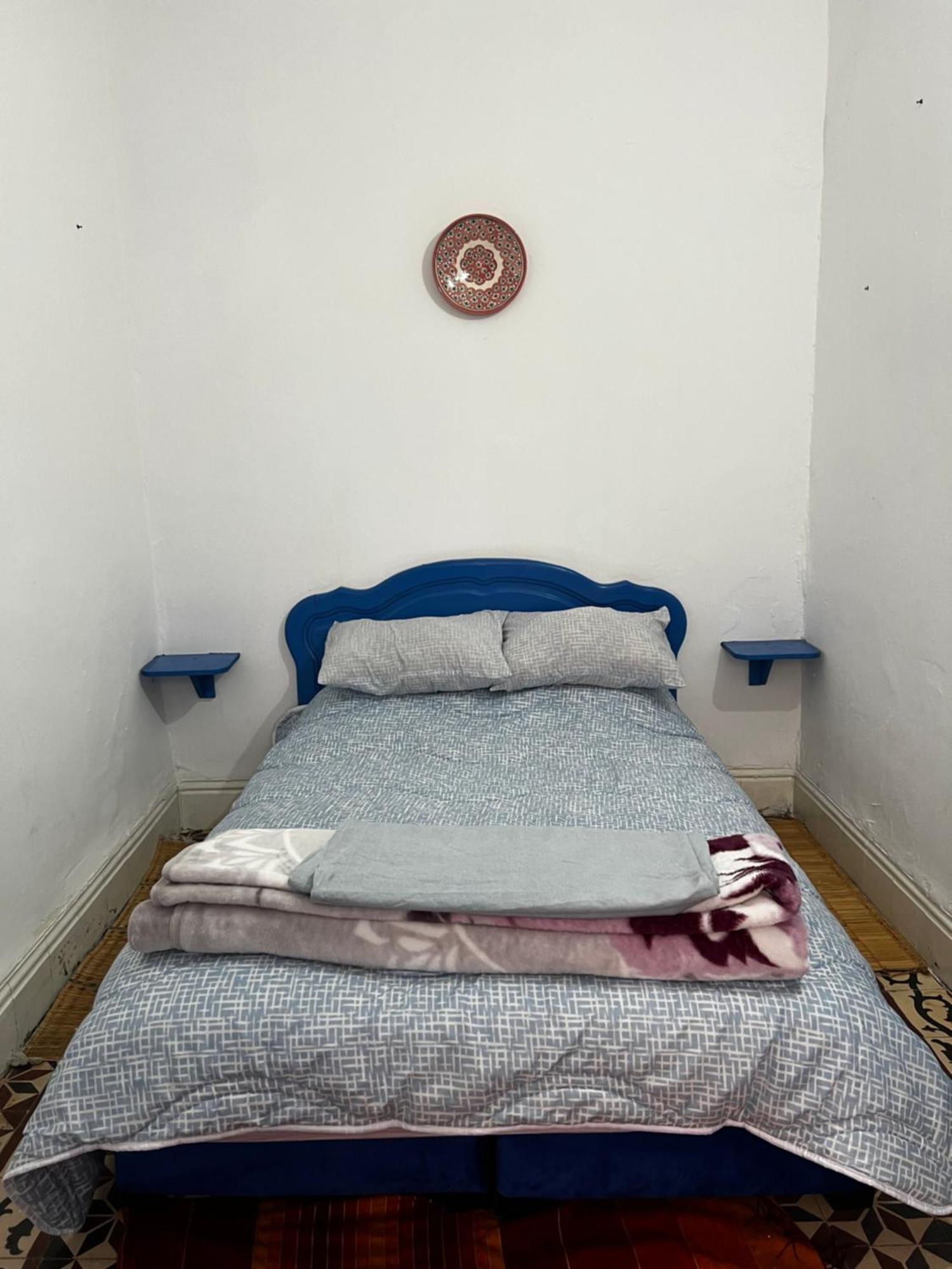 Blue Riad Safi Luaran gambar