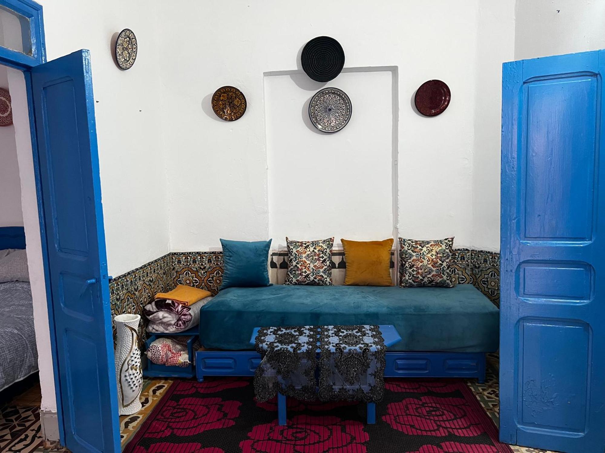 Blue Riad Safi Luaran gambar