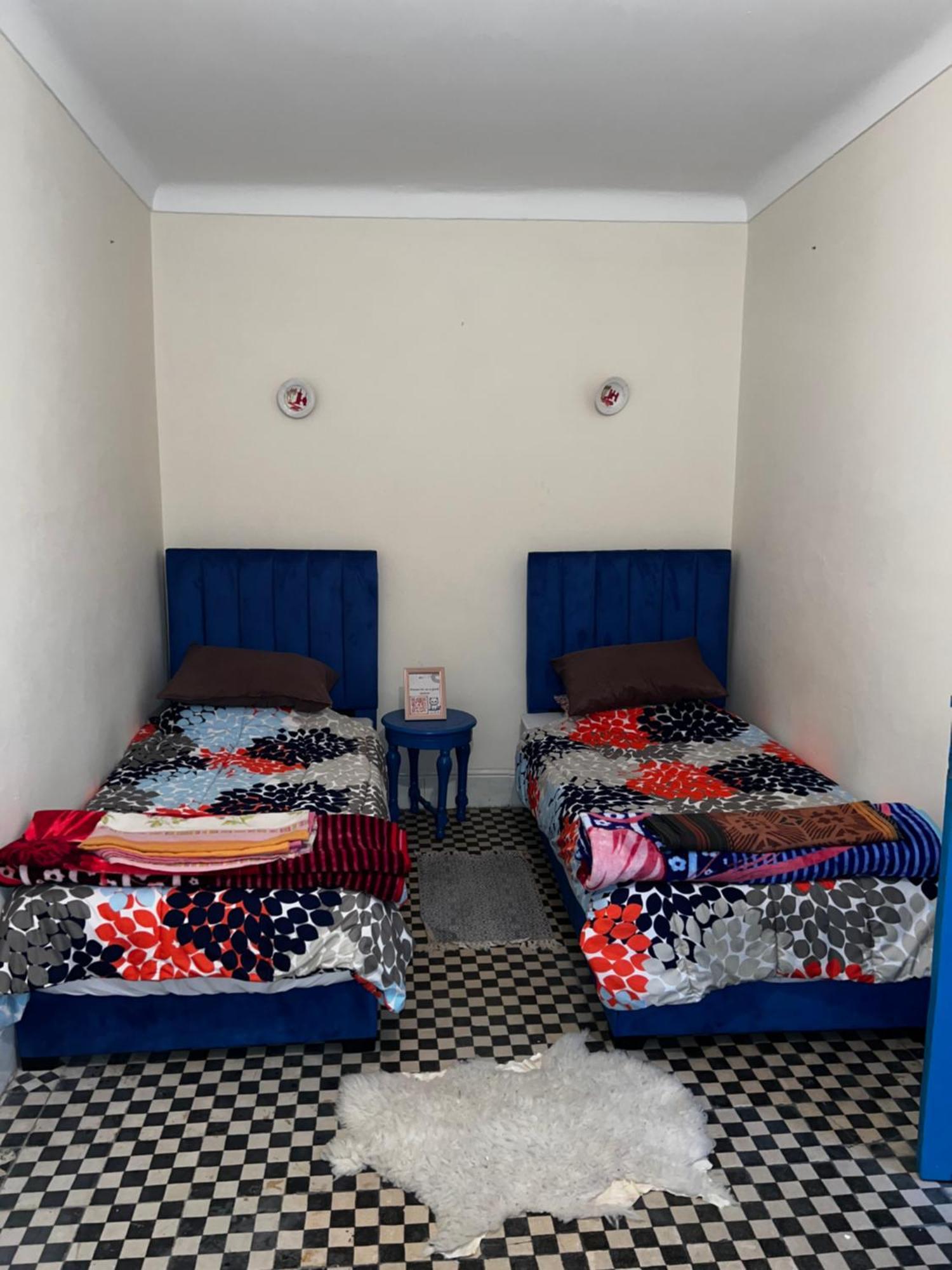 Blue Riad Safi Luaran gambar