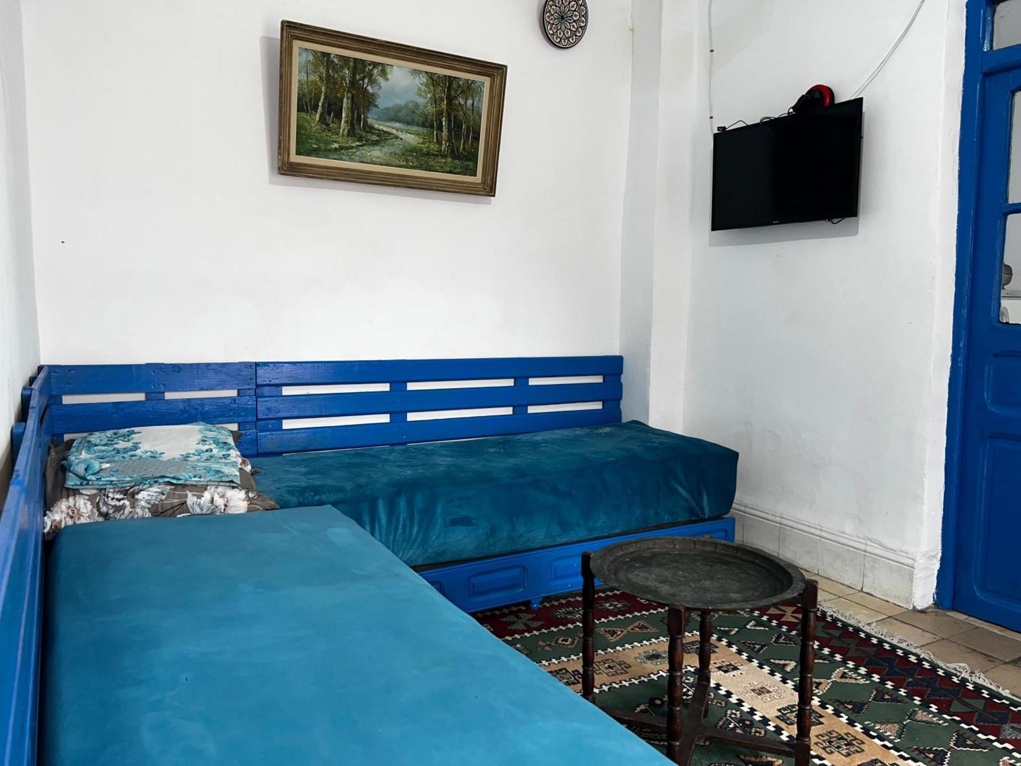 Blue Riad Safi Luaran gambar