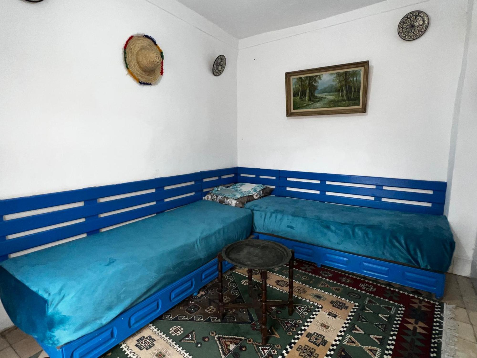 Blue Riad Safi Luaran gambar